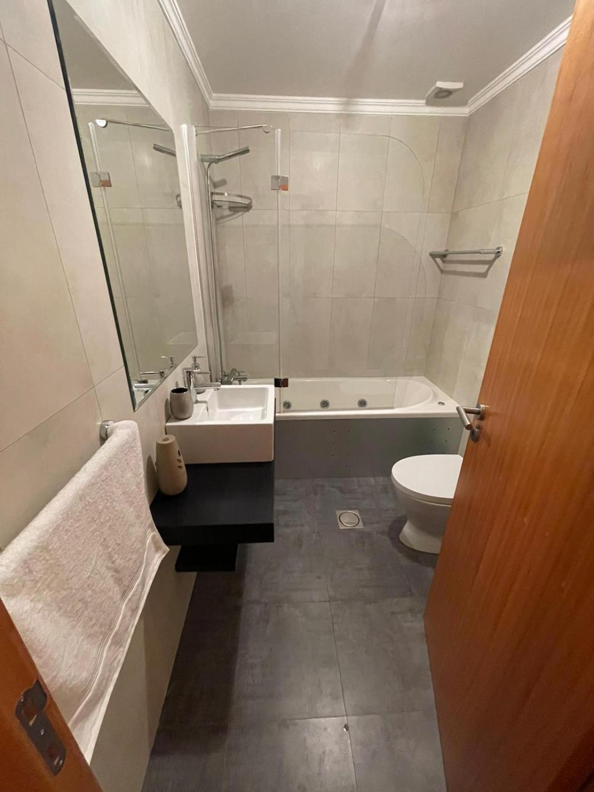 Nice And Modern Flat Near Airport 산타 크루즈 외부 사진